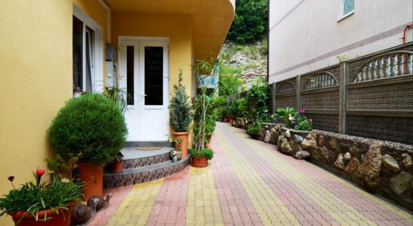 Гостевой дом Вилла Людмила Лазаревское-4